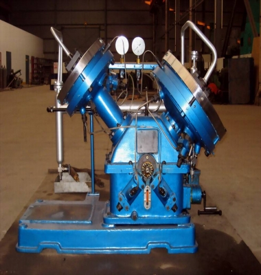 檢查真空濾油機(jī)